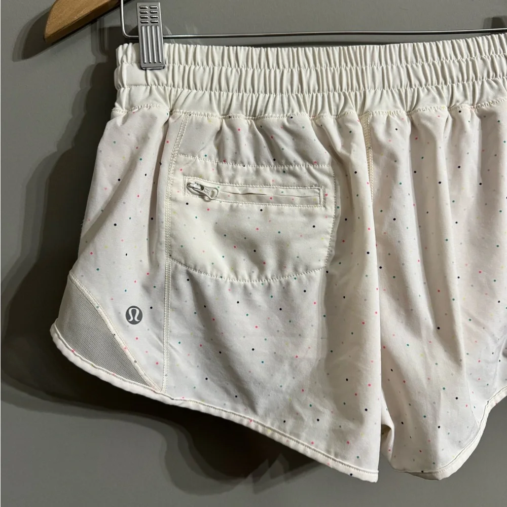 Lululemon Swift Ultra White Confetti Running Shorts (Size 6)